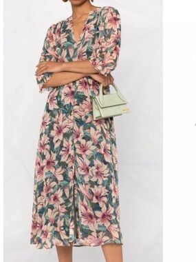 Ba&sh Brook Dress - Green/Pink Floral
1/2 Sleeve Midi Shirt Dress